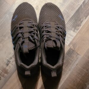 Men's Gray Puma Athletic Shoes